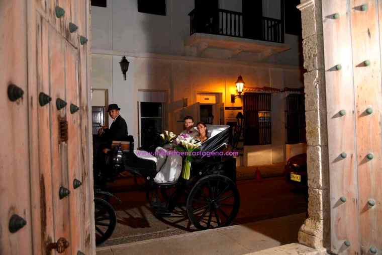 Mi Boda En Cartagena, paseo en coche_15